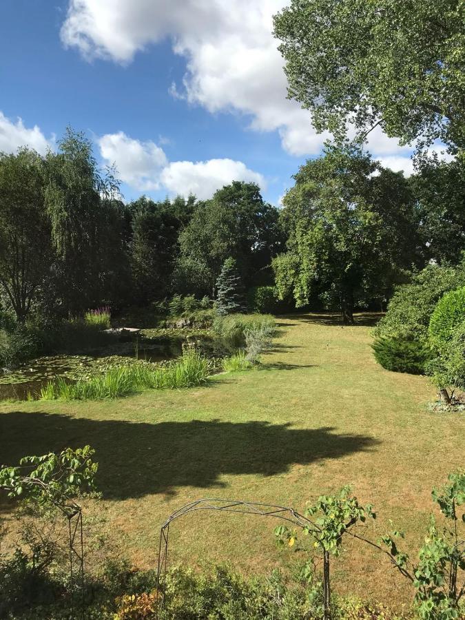 The Reading Whole Apartment With Private Lake And Gardens Exterior foto